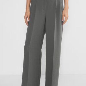 NWT Aritzia The Effortless Pant Wider - Crepette Coal Grey 2 Reg